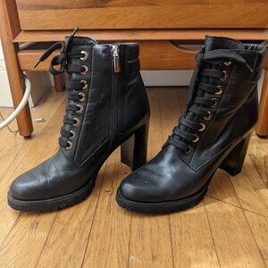 Vintage Barneys New York Black Leather Lace-Up Heeled Ankle Boots – Women’s Size